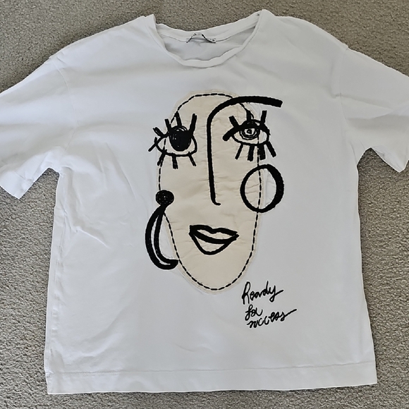 Zara Tops - Zara 100% Cotton Graphic Face T-Shirt